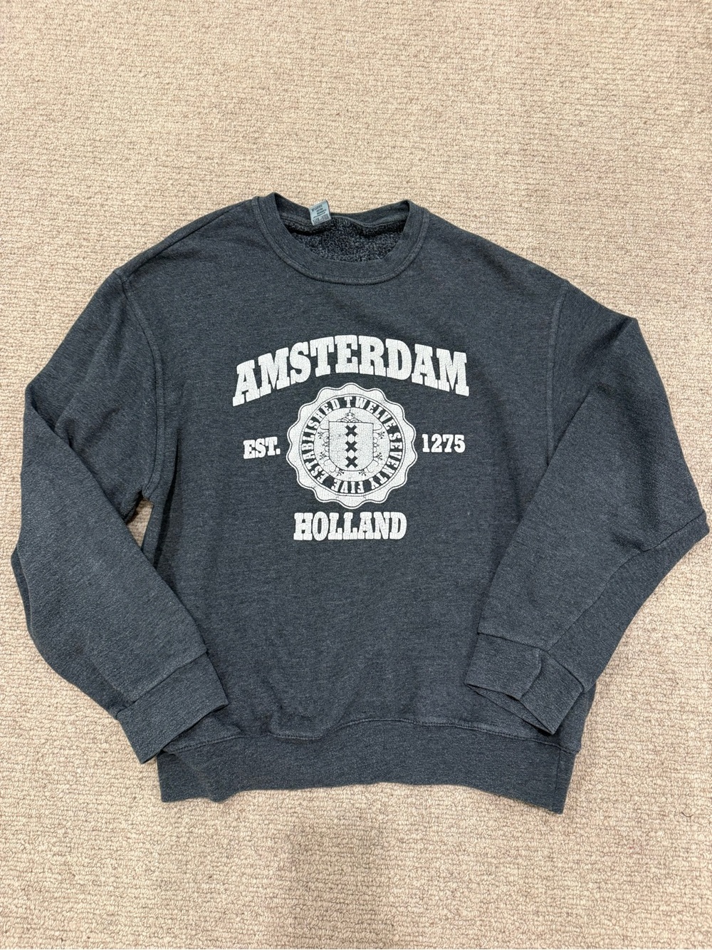 Vintage Amsterdam Holland crewneck sweatshirt dark grey & white Large logo star